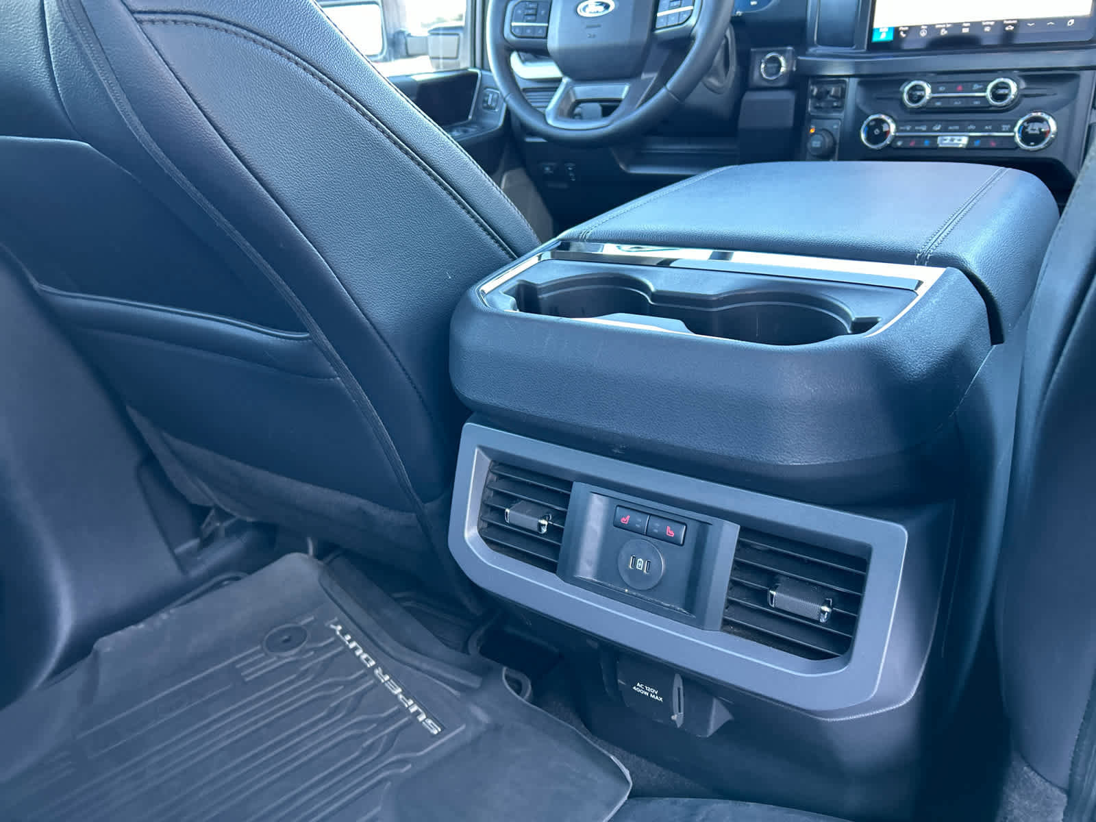 Certified 2025 Ford F450 Lariat w/ FX4 Off-Road Package image 22