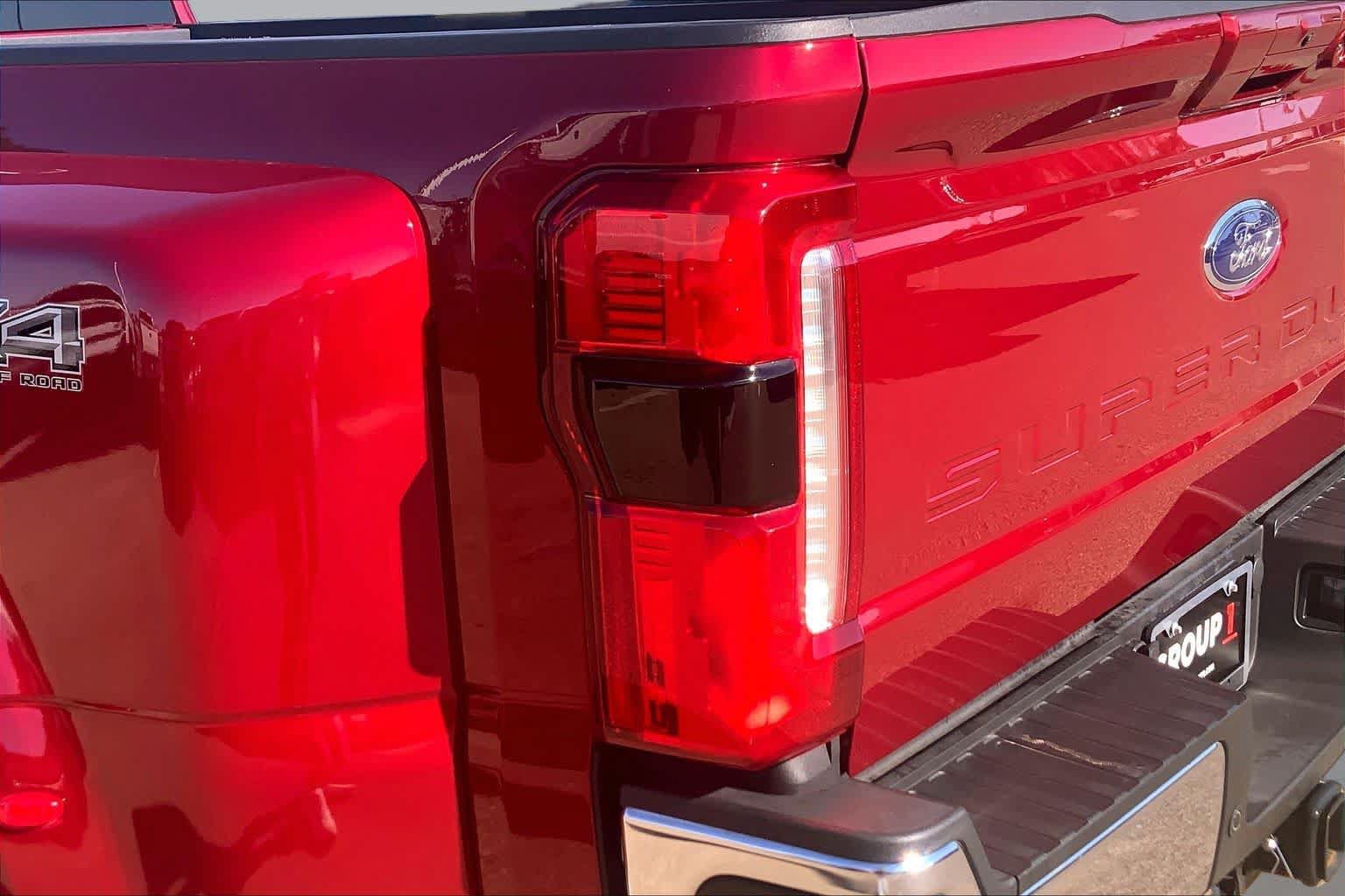 Certified 2025 Ford F450 Lariat w/ Lariat Ultimate Package AWD/4WD image 29