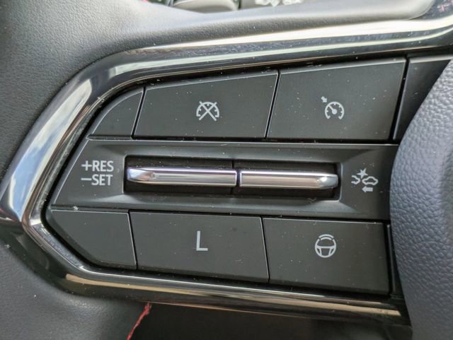 Used 2024 Chevrolet Traverse RS image 24