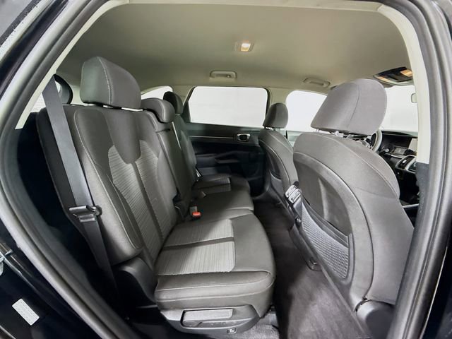 Used 2023 Kia Sorento LX image 25