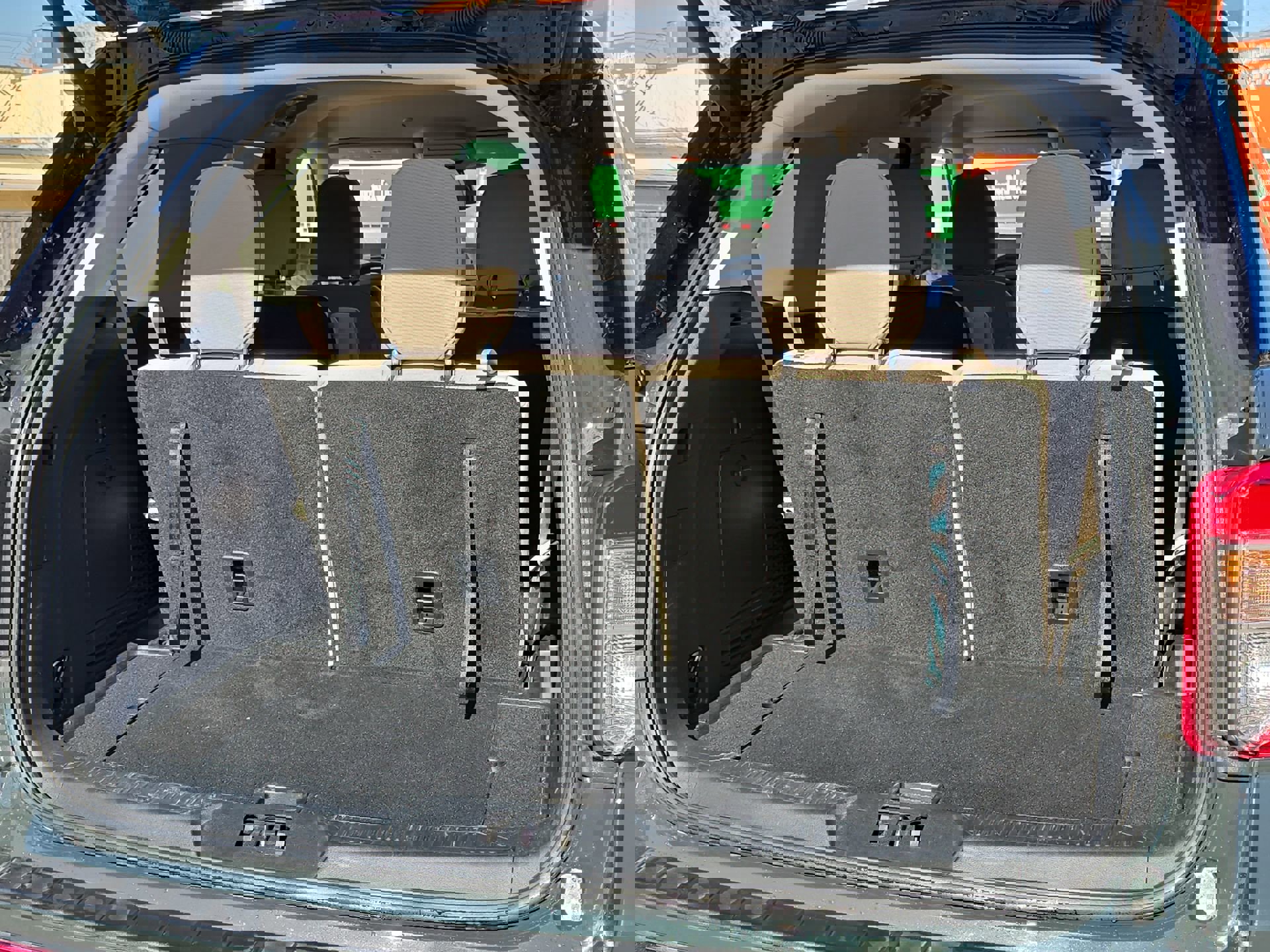 Certified 2023 Ford Explorer XLT image 22