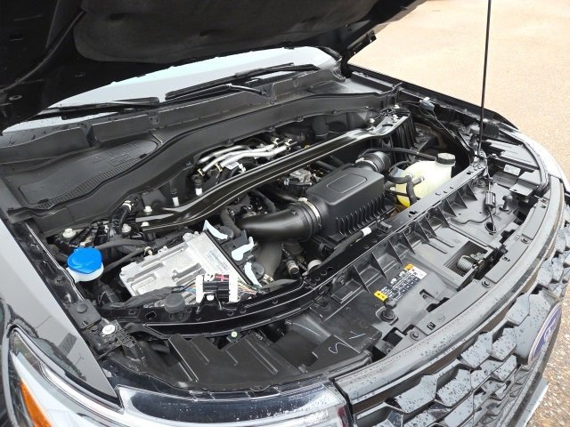 Certified 2025 Ford Explorer ST image 17