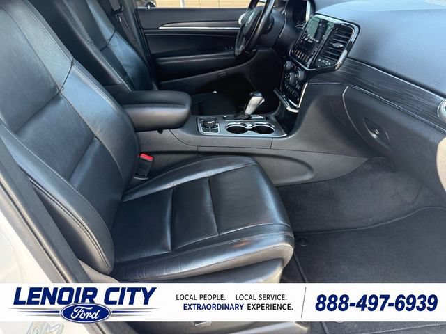 Used 2022 Jeep Grand Cherokee Limited AWD/4WD image 13