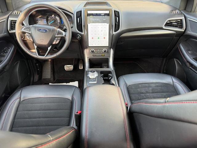 Certified 2024 Ford Edge ST-Line AWD/4WD image 12