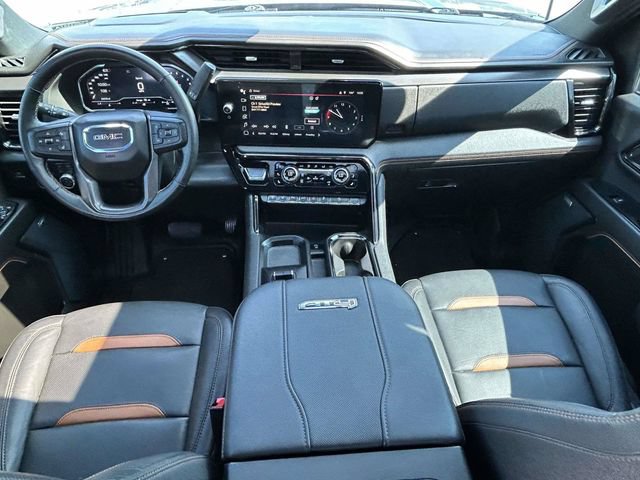 Used 2024 GMC Sierra 2500 AT4 w/ AT4 Premium Plus Package AWD/4WD image 4