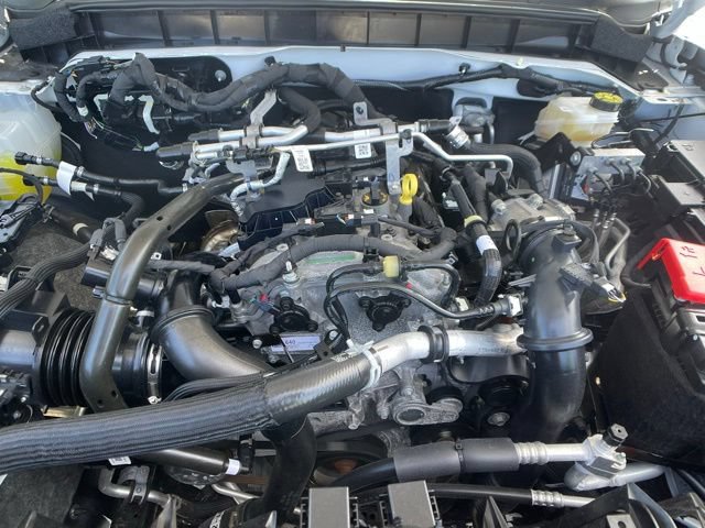 Certified 2025 Ford Bronco Outer Banks AWD/4WD image 13