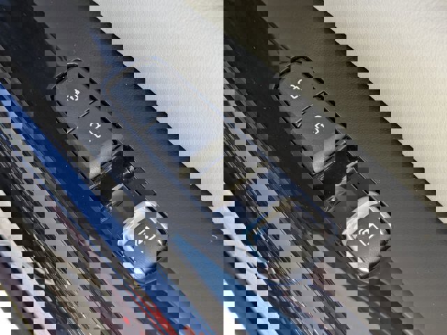 Used 2023 Kia Carnival SX image 36