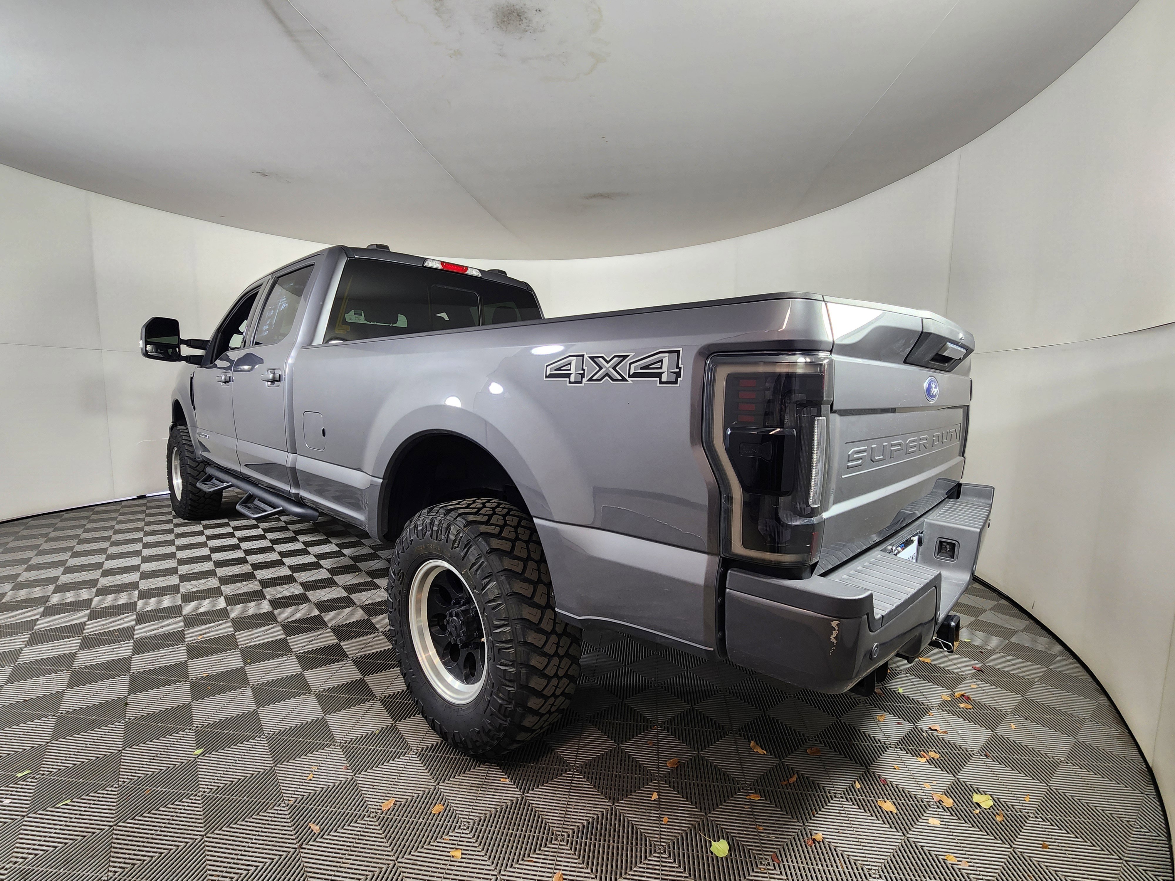 Certified 2022 Ford F350 Lariat image 5