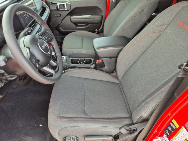 Used 2025 Jeep Gladiator Rubicon w/ Convenience Group AWD/4WD image 26