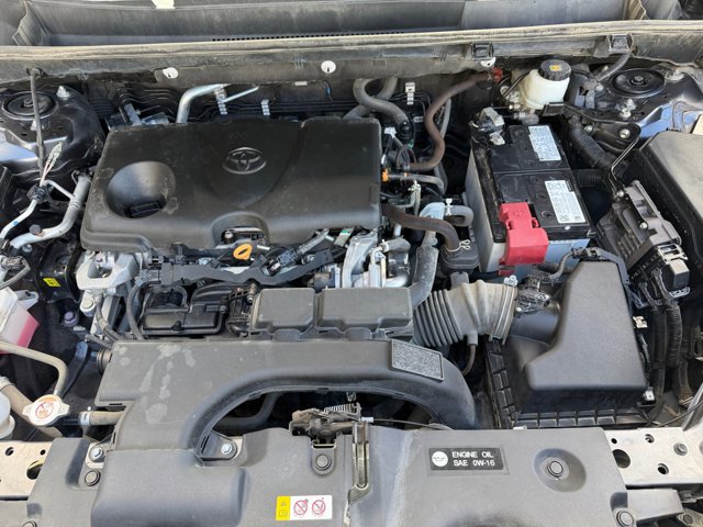 Used 2021 Toyota RAV4 XLE w/ Convenience Package image 22