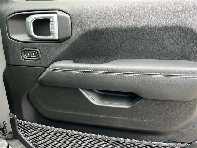 Used 2021 Jeep Gladiator Overland w/ Popular Equipment Package image 23