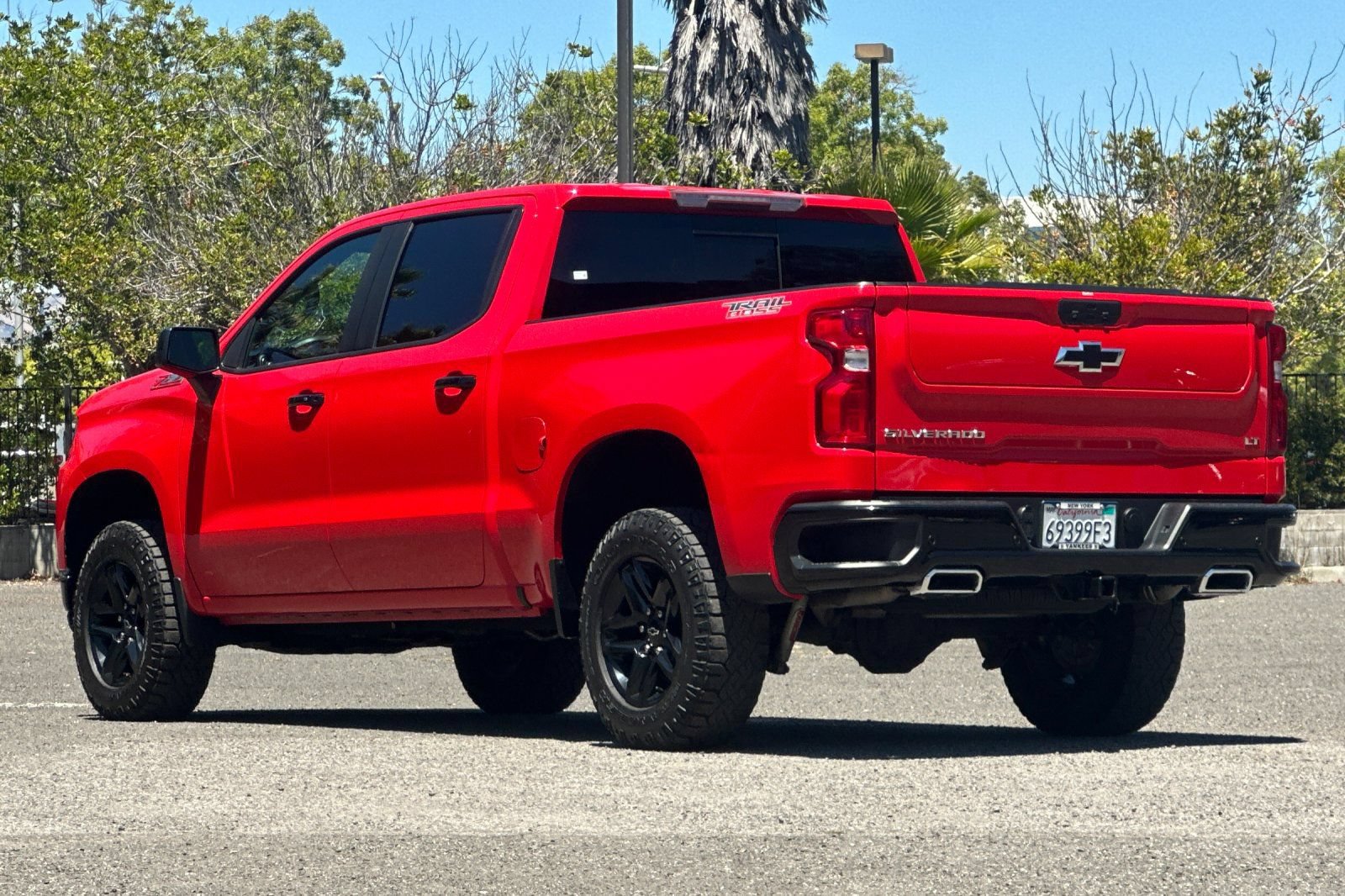 Used 2021 Chevrolet Silverado 1500 LT Trail Boss w/ Convenience Package II AWD/4WD image 5