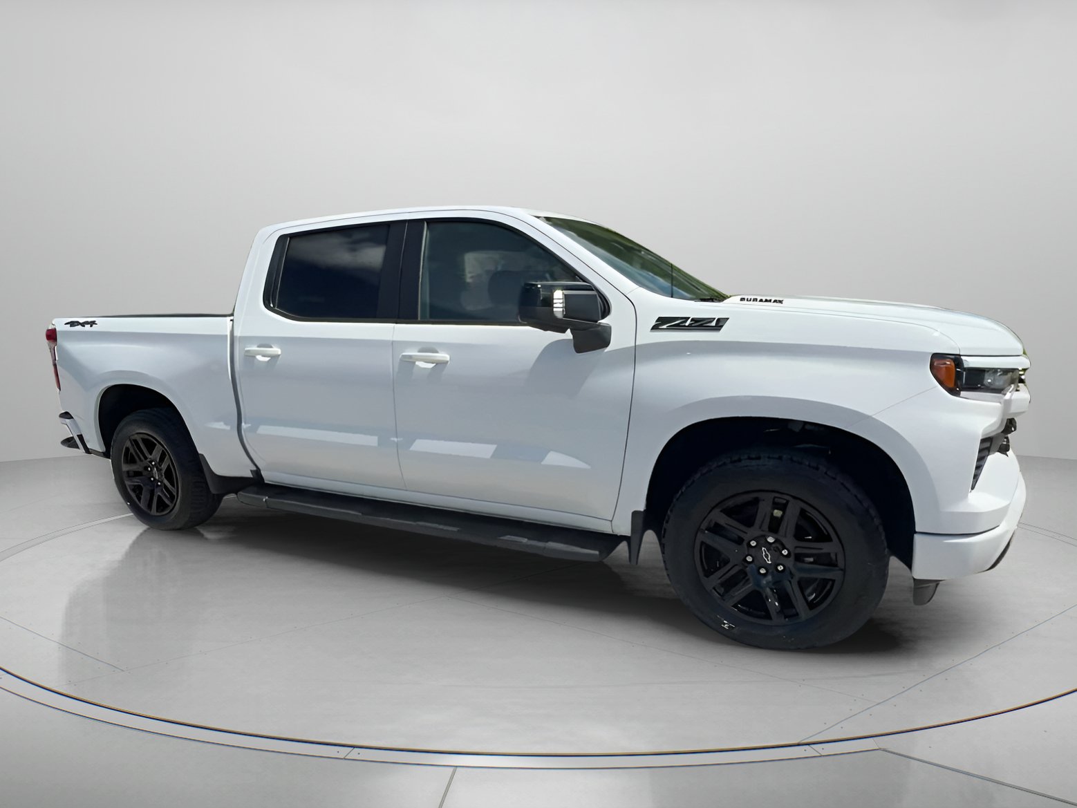 Used 2025 Chevrolet Silverado 1500 RST w/ Dark Appearance Package AWD/4WD image 2