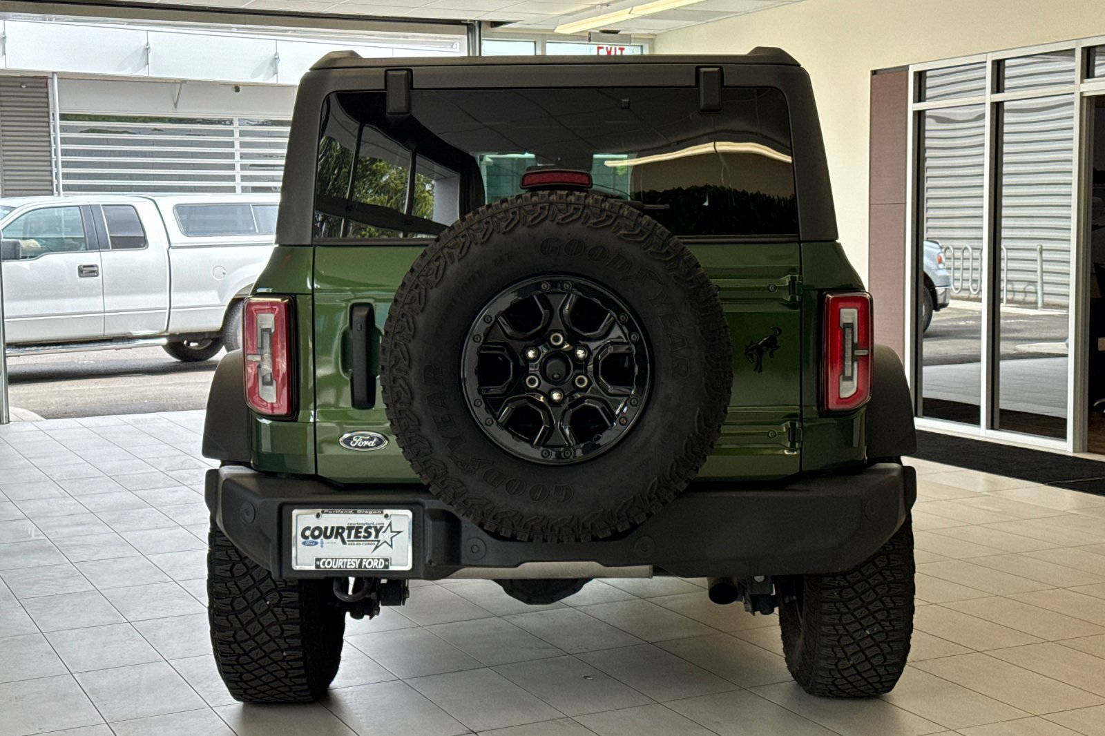Certified 2023 Ford Bronco Wildtrak AWD/4WD image 5