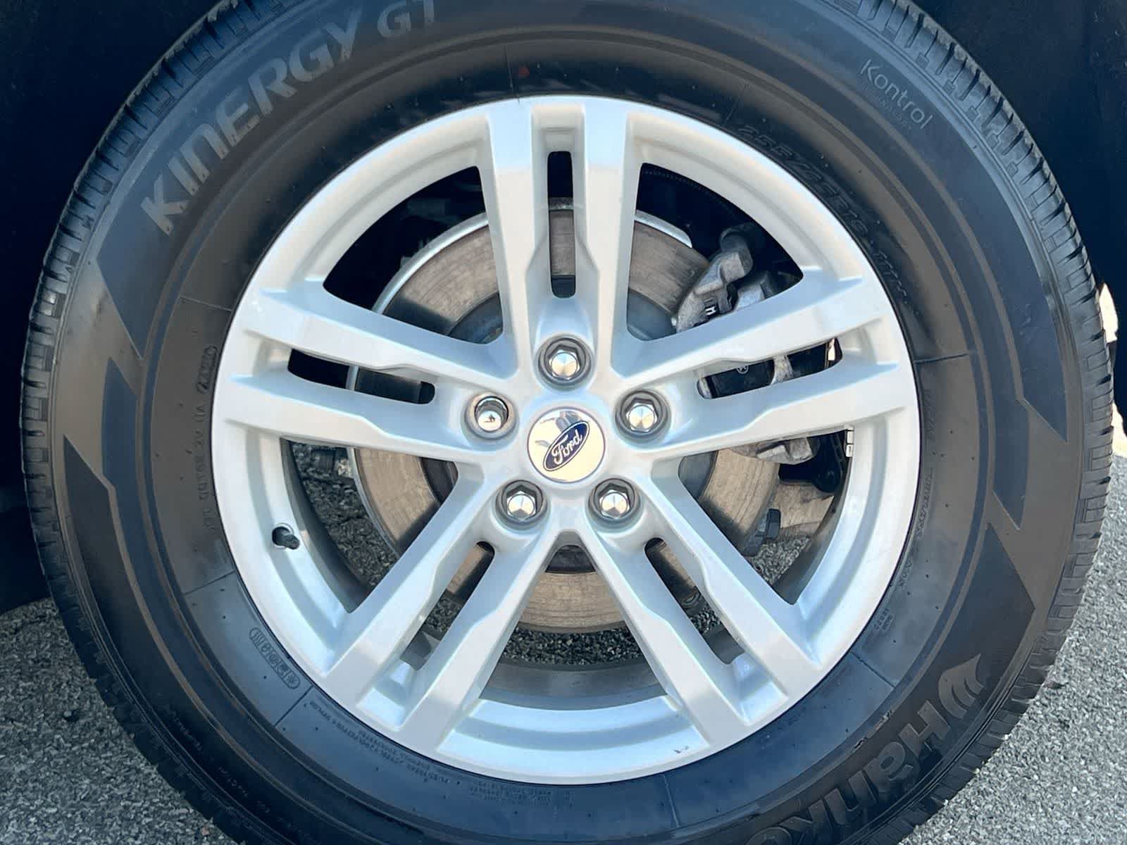 Certified 2024 Ford Explorer XLT w/ Equipment Group 202A AWD/4WD image 14