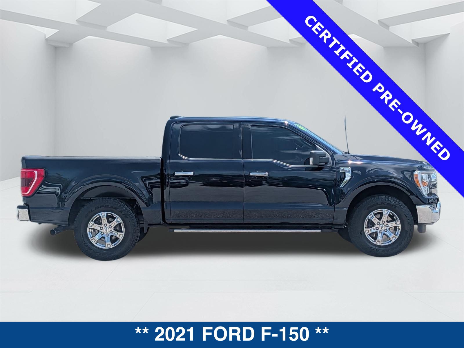 Certified 2021 Ford F150 XLT w/ Equipment Group 302A High RWD image 4