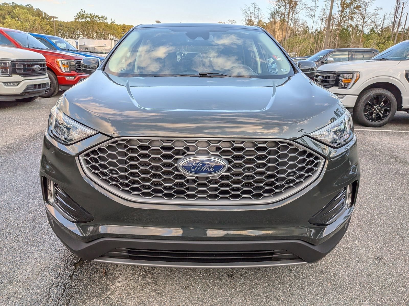 Certified 2024 Ford Edge SEL w/ Convenience Package image 9