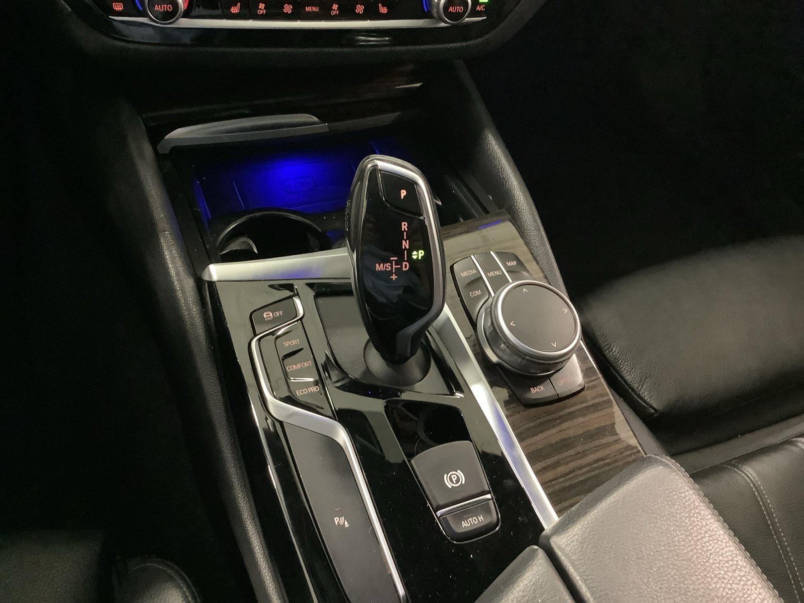 Used 2019 BMW 530i RWD image 17