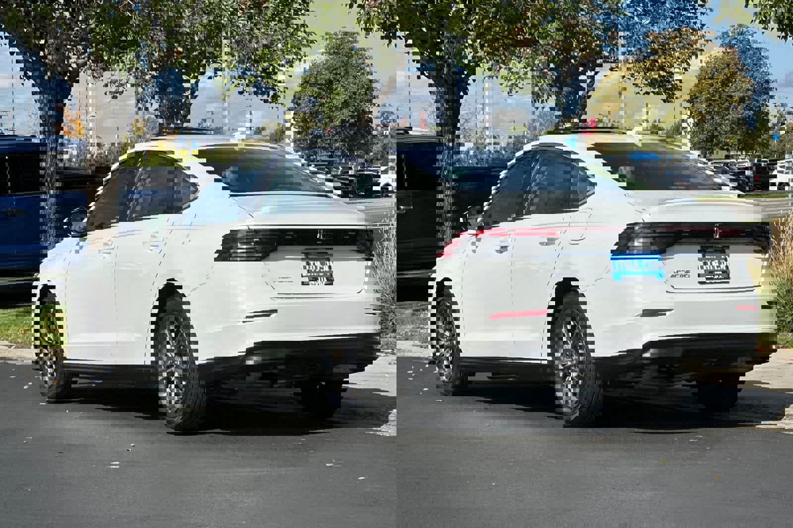 Used 2023 Honda Accord EX image 3