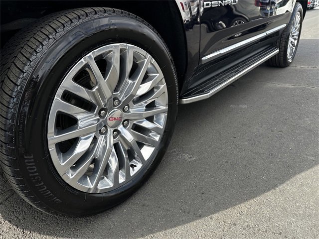Used 2023 GMC Yukon Denali image 13