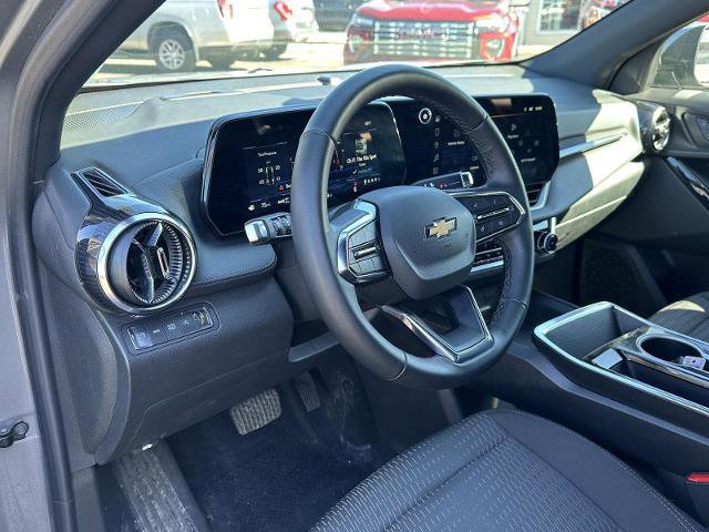 Used 2025 Chevrolet Equinox LT image 17