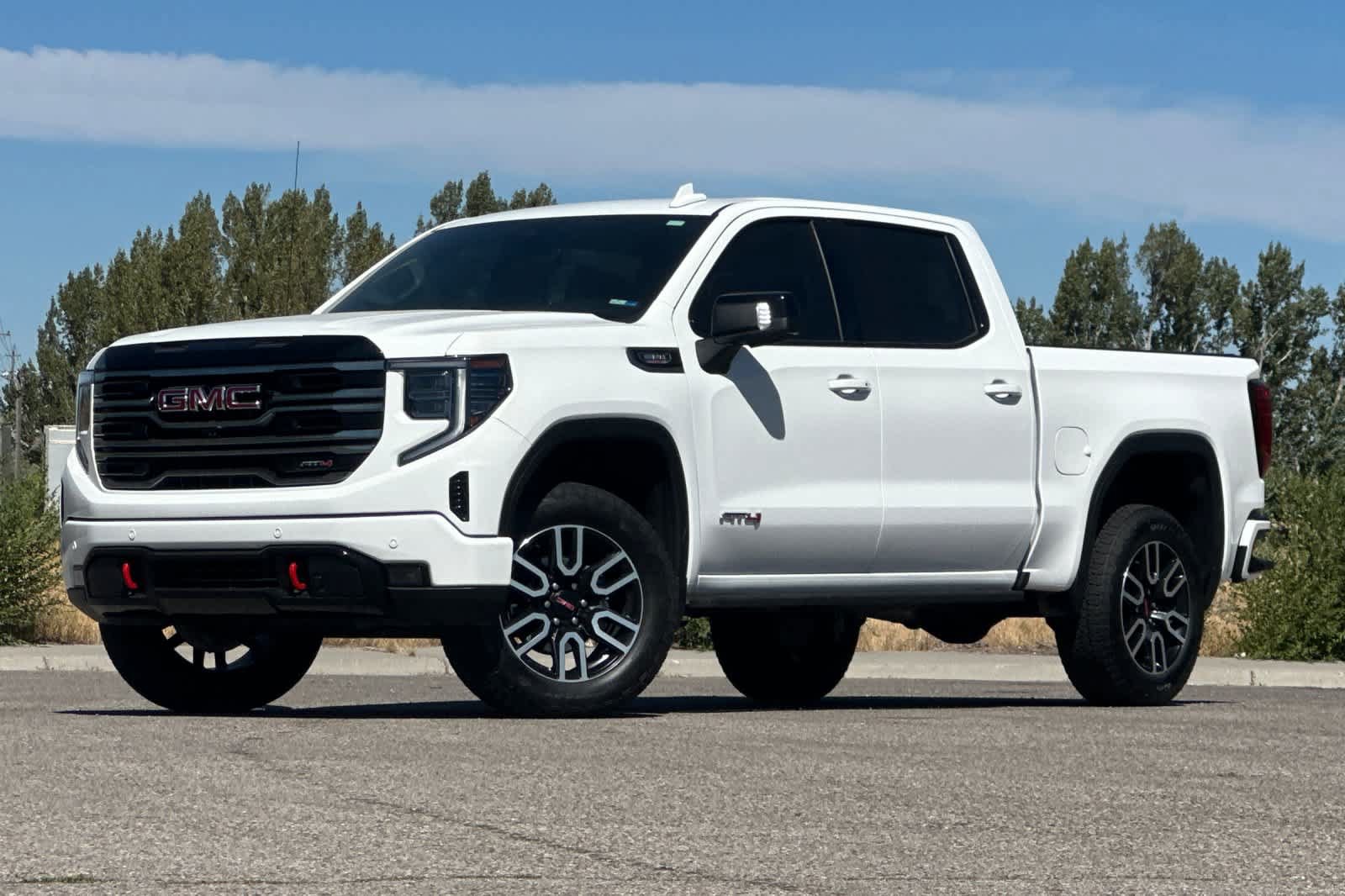 Used 2026 GMC Sierra 1500 AT4 w/ AT4 Premium Package AWD/4WD image 1