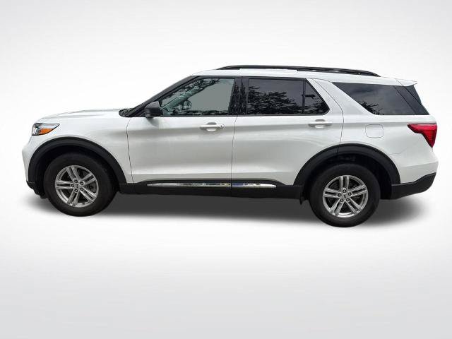 Certified 2024 Ford Explorer XLT w/ Equipment Group 202A AWD/4WD image 8