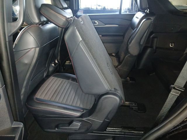 Certified 2025 Ford Explorer ST-Line image 46