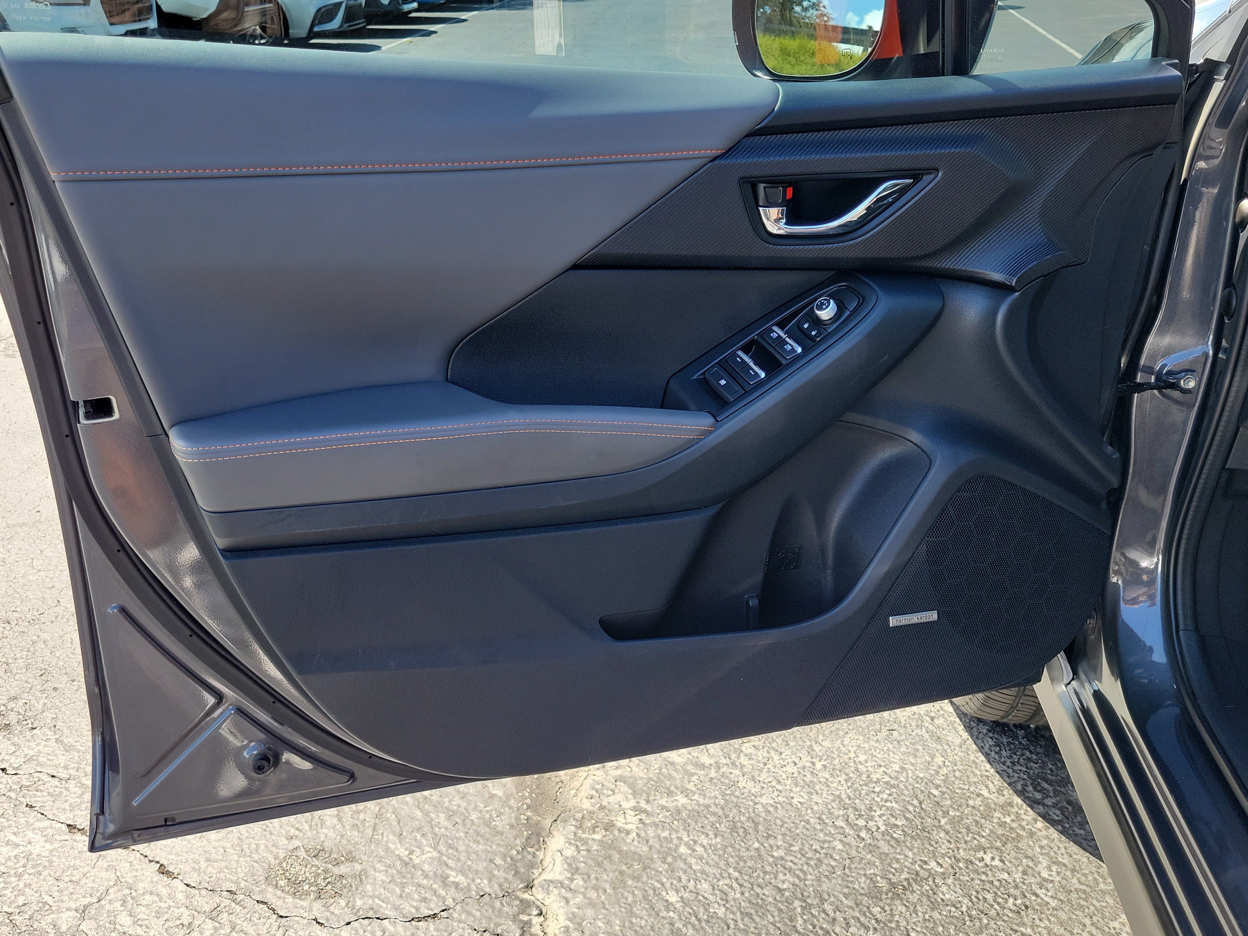 Used 2024 Subaru Crosstrek 2.5i Limited AWD/4WD image 19