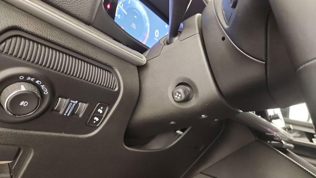 Used 2024 Jeep Wagoneer L Series II w/ Flexible Seating Group image 23