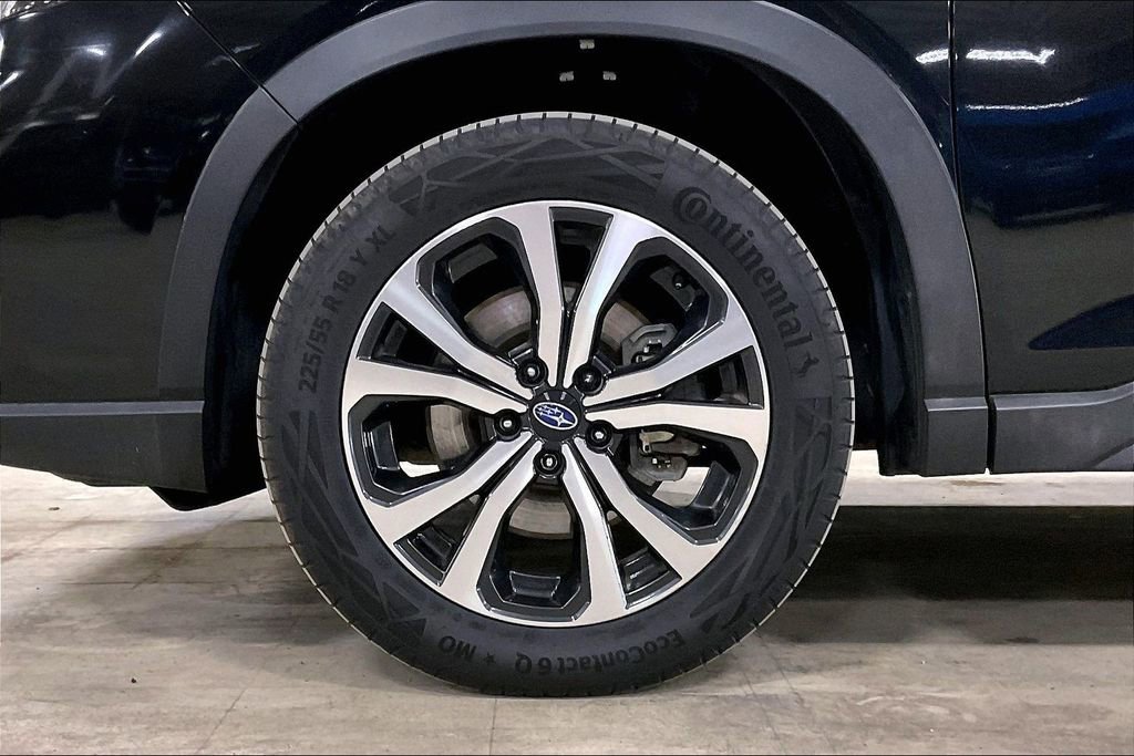 Used 2019 Subaru Forester Limited w/ Popular Package #3 AWD/4WD image 9