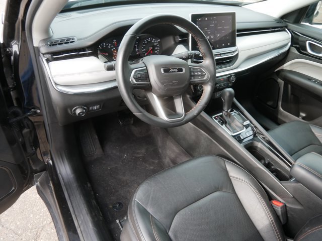 Used 2022 Jeep Compass Limited image 11