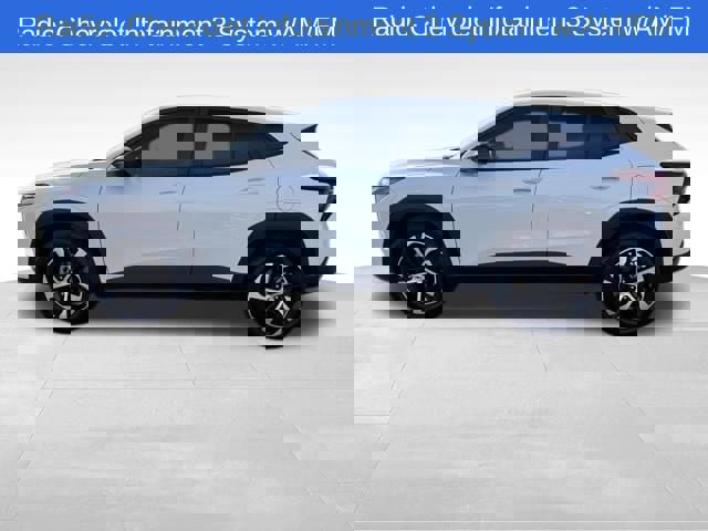 Used 2024 Chevrolet Trax RS w/ Driver Confidence Package FWD image 2