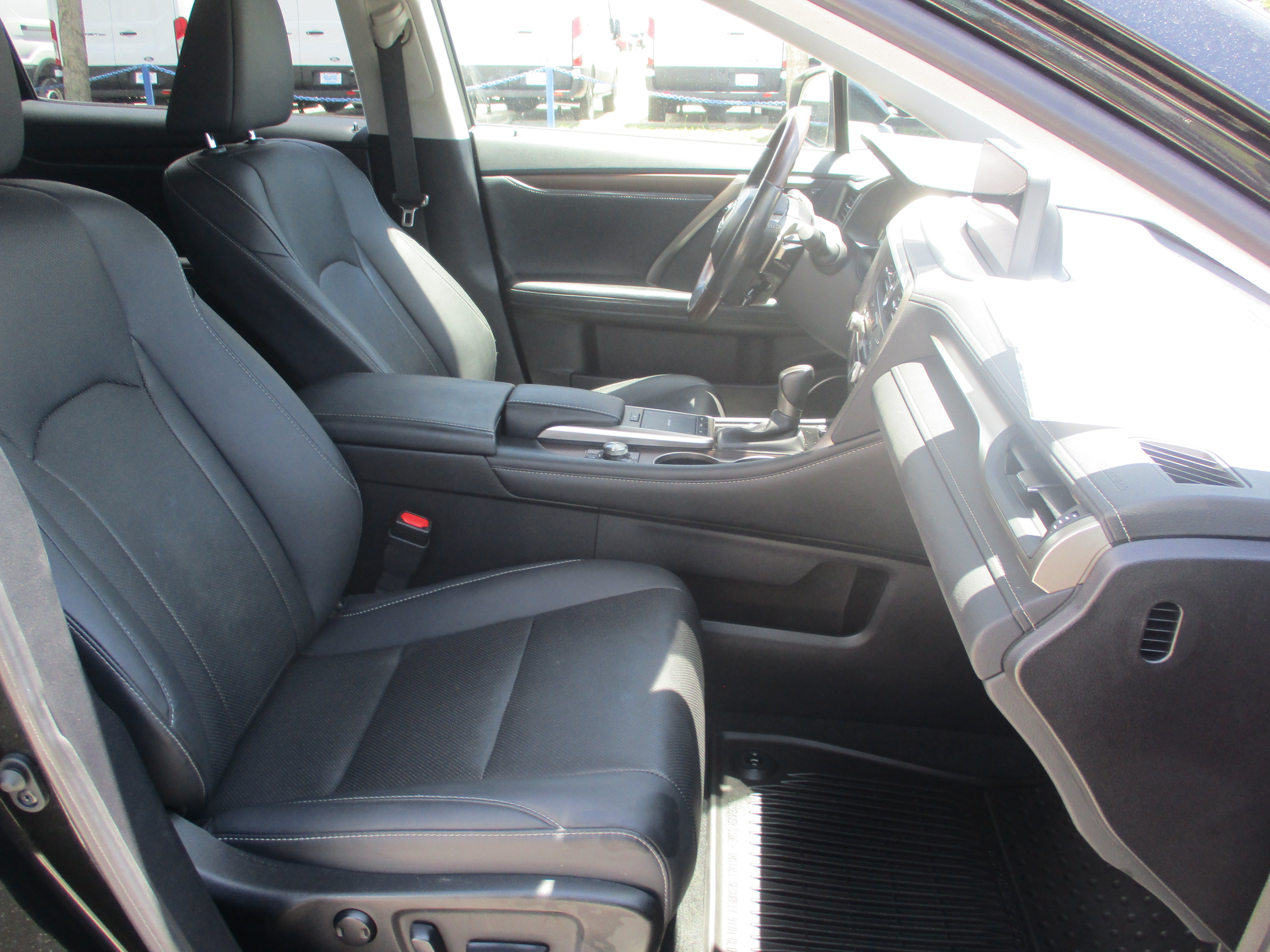 Used 2022 Lexus RX 350 FWD w/ Premium Package image 9
