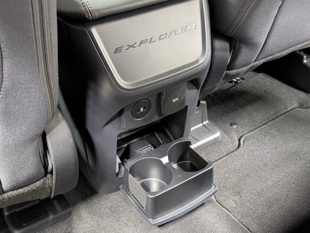 Certified 2026 Ford Explorer Active AWD/4WD image 14