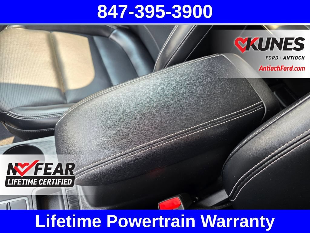 Certified 2025 Ford Escape Platinum AWD/4WD image 43