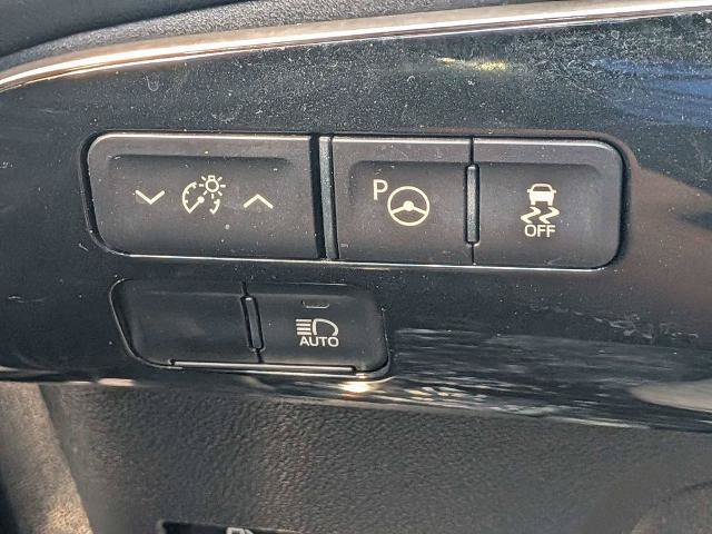 Used 2019 Toyota Prius FWD image 21
