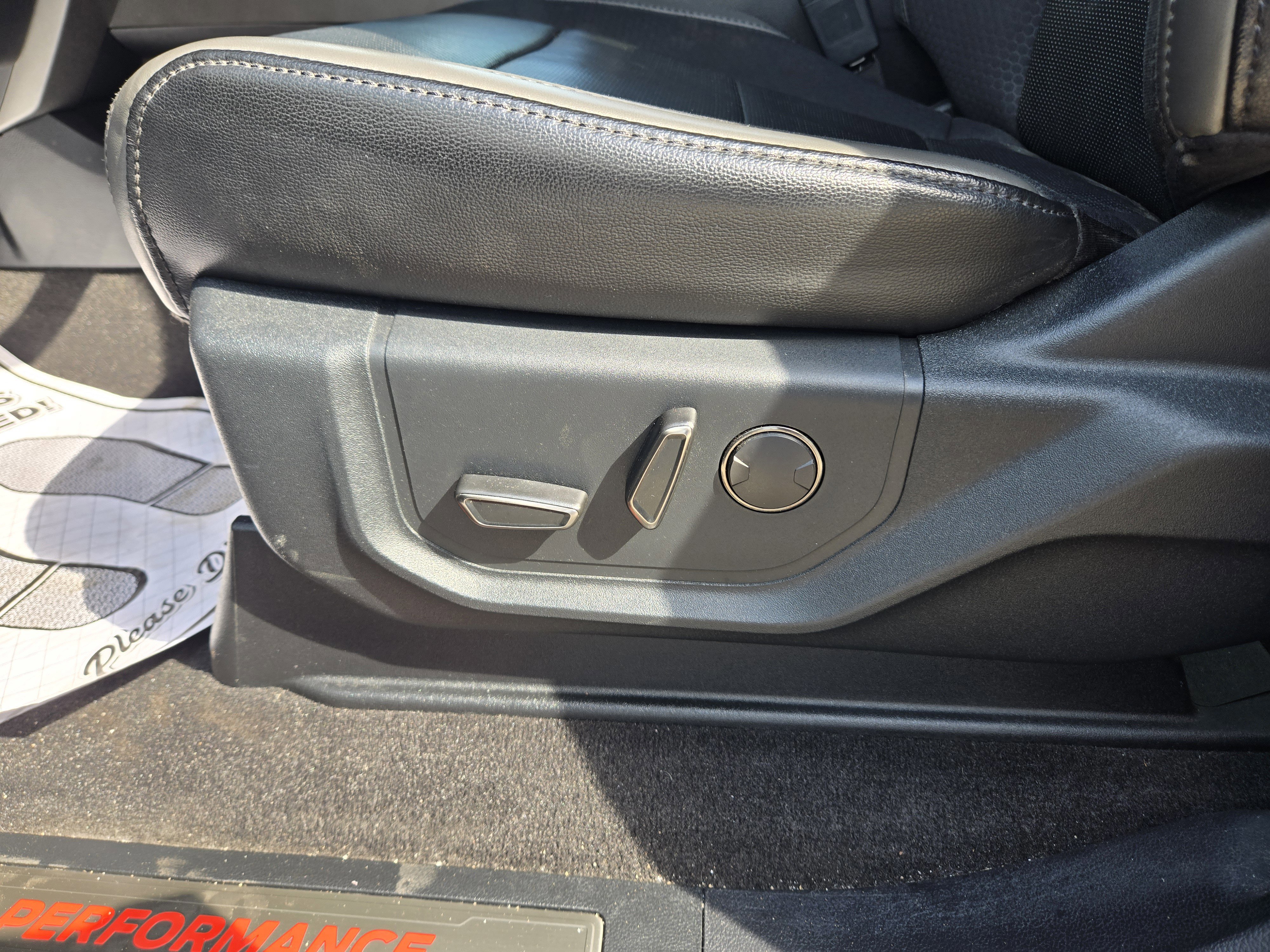 Certified 2020 Ford F150 Raptor w/ Equipment Group 802A Luxury image 20