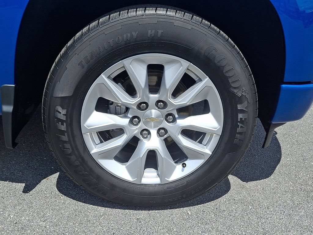 Used 2022 Chevrolet Silverado 1500 Custom AWD/4WD image 8
