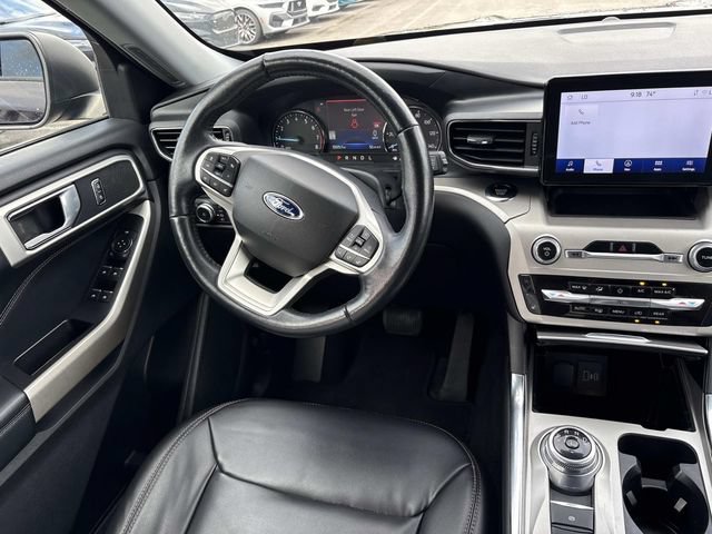 Certified 2022 Ford Explorer XLT w/ Equipment Group 202A RWD image 14