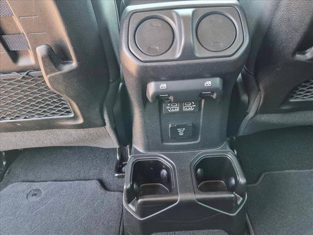 Used 2023 Jeep Gladiator Mojave w/ Trailer Tow Package AWD/4WD image 18
