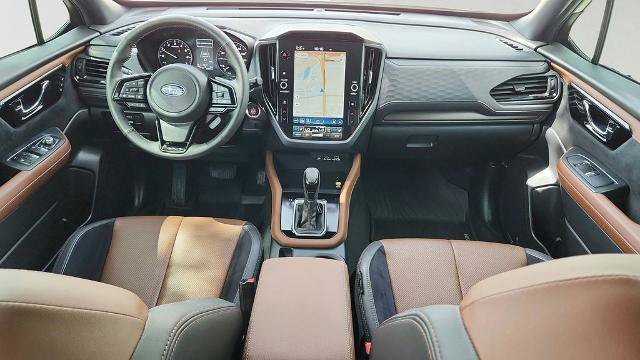 Used 2025 Subaru Forester Touring w/ Popular Package - Touring AWD/4WD image 27