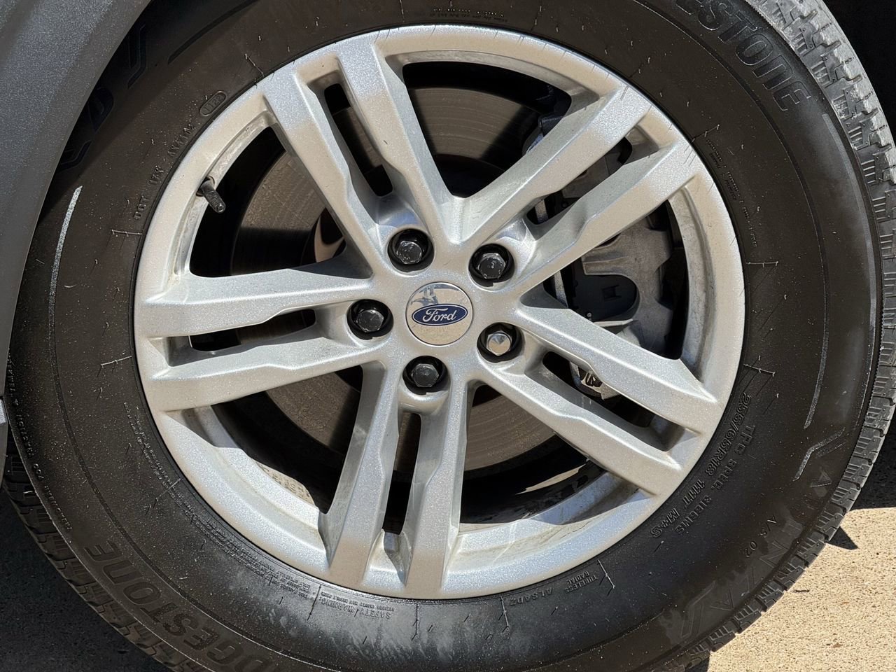 Certified 2024 Ford Explorer XLT image 9