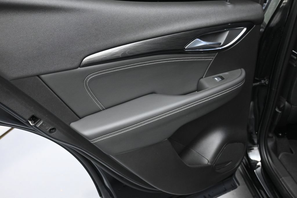 Used 2022 Buick Envision Preferred FWD image 16