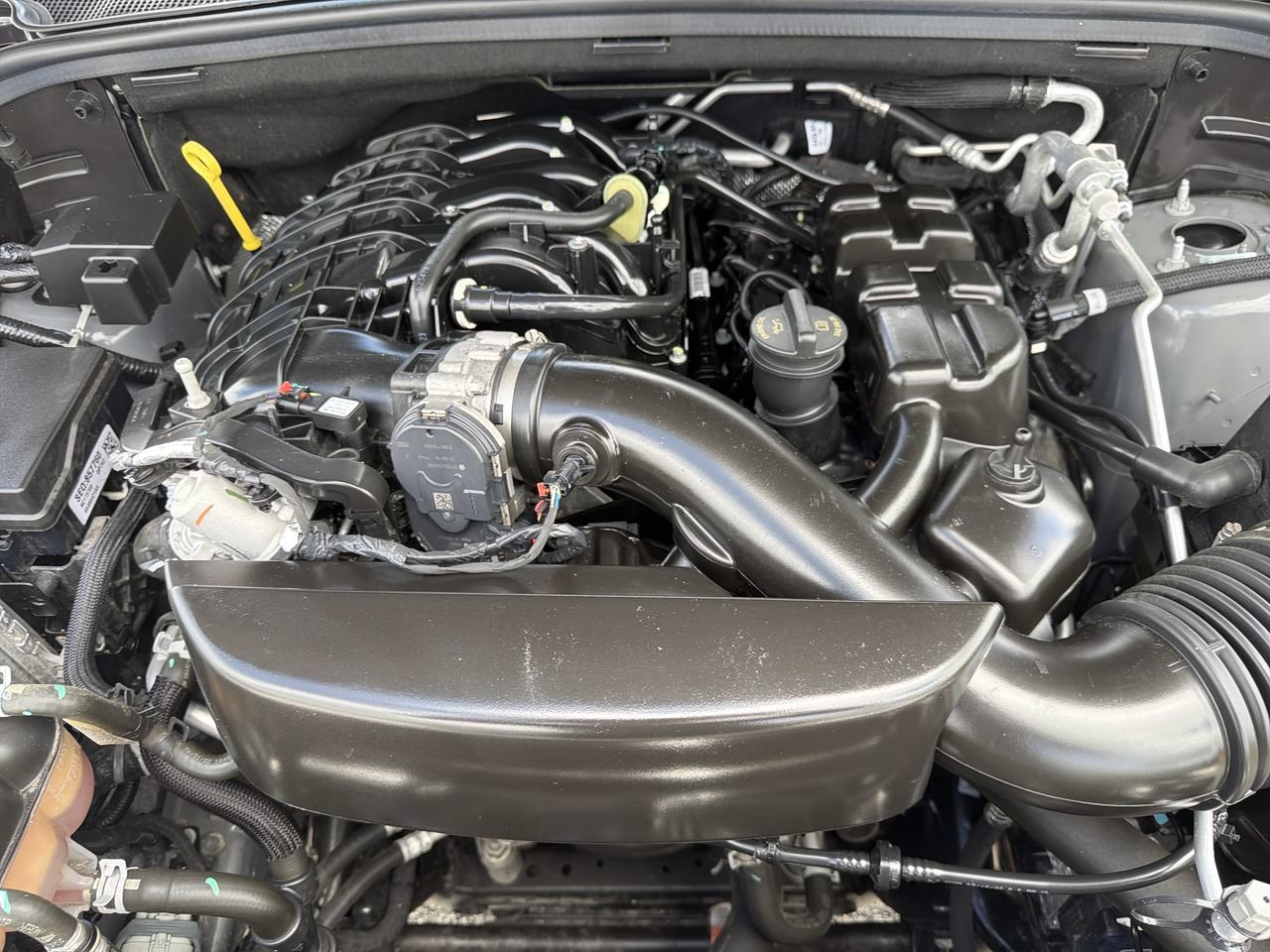 Used 2022 Dodge Durango SXT w/ Blacktop Package AWD/4WD image 10