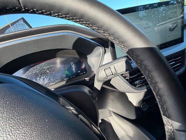 Certified 2025 Ford Escape Platinum AWD/4WD image 34