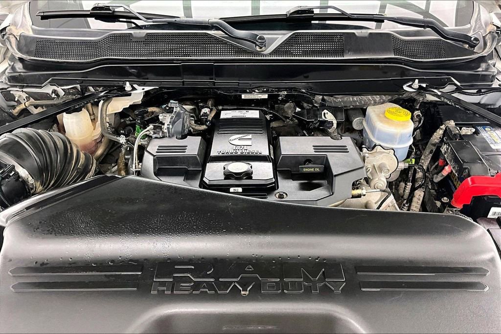 Used 2024 RAM 2500 Laramie AWD/4WD image 10