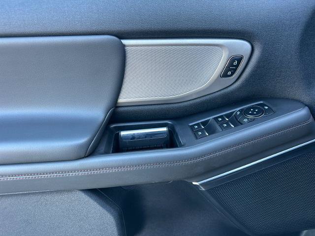 Certified 2025 Ford Expedition Active RWD image 10