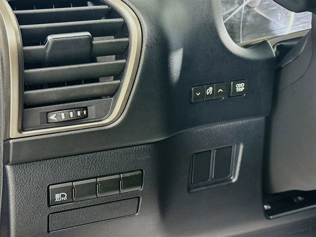 Used 2019 Lexus NX 300 FWD image 10