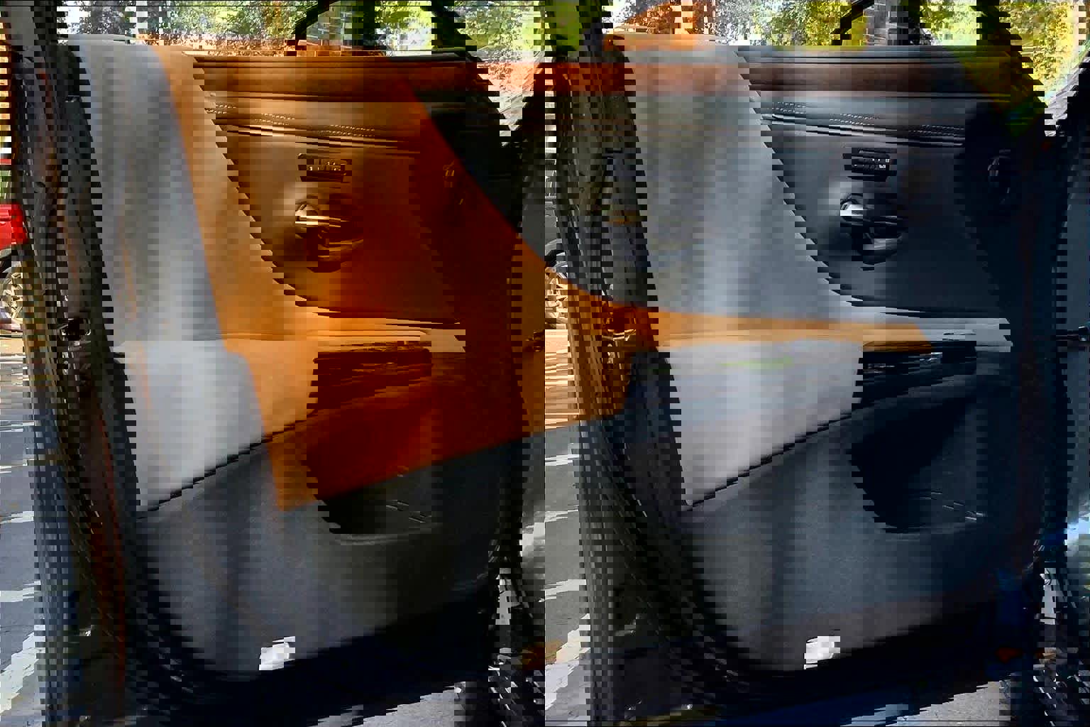 Used 2024 Lexus ES 350 w/ Premium Package image 21